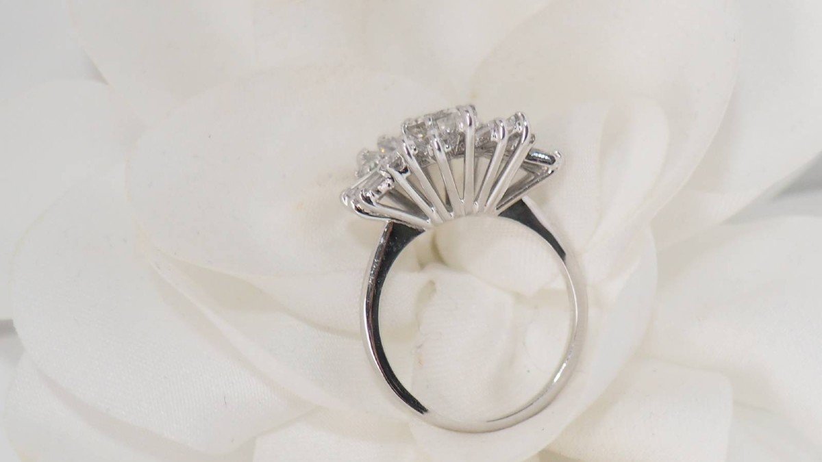Vintage Ring In White Gold And Diamonds-photo-4