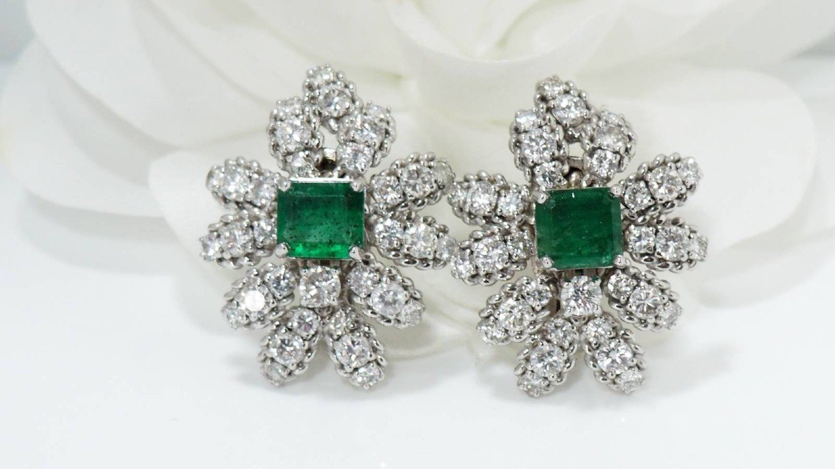 Boucles d'Oreilles En Or Blanc  Diamants Et émeraudes -photo-4