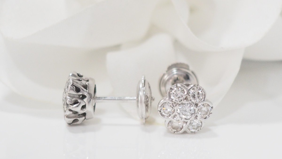 Earrings In White Gold And Diamonds-photo-4