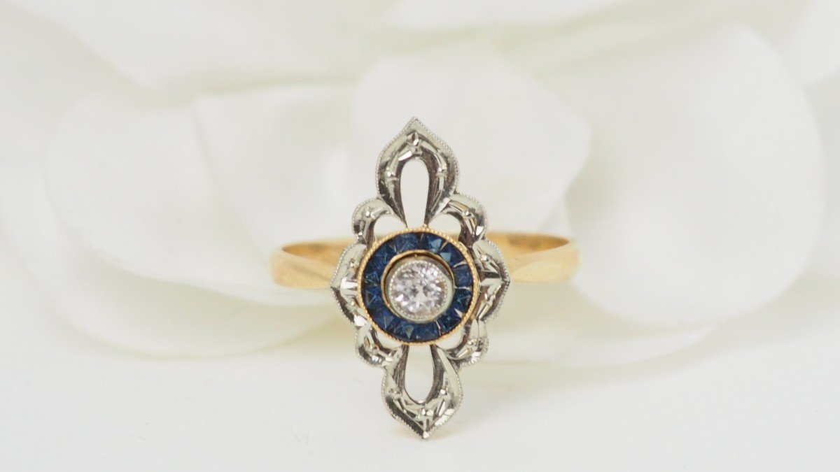 Openwork Ring In Yellow Gold And Sapphire-photo-2