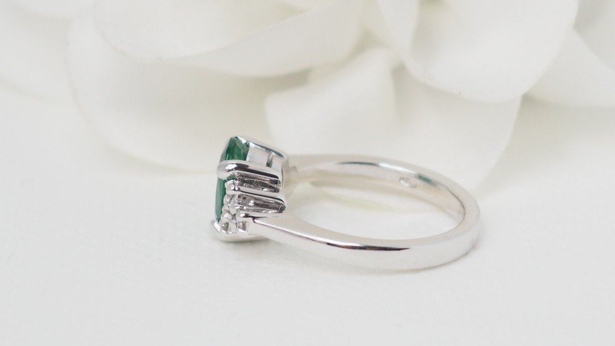 Bague En Or Jaune, Emeraude Et Diamants-photo-4