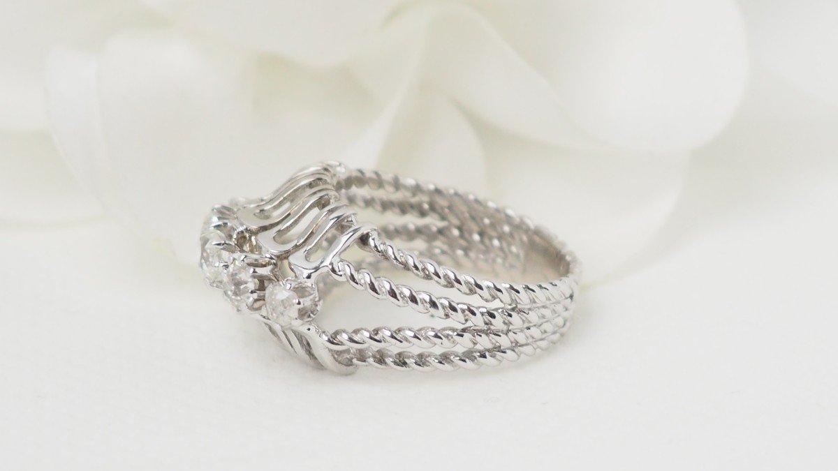Art Deco Ring In White Gold And Platinum, Diamonds-photo-1