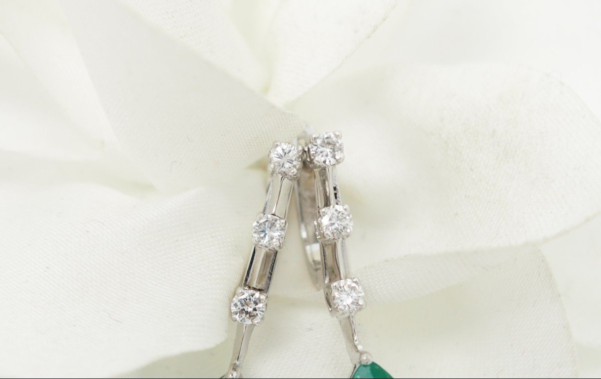 Pendants d'Oreilles En Or Blanc, émeraudes Et Diamants-photo-2