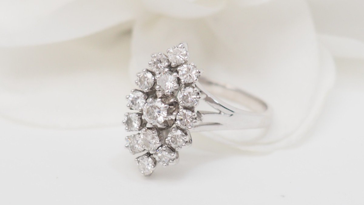 Bague Marquise En Or Blanc Et Diamants-photo-3