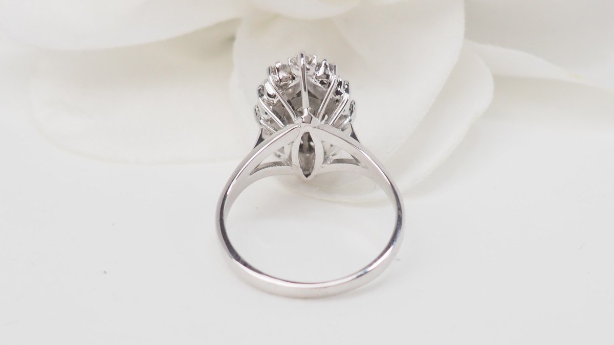 Bague Marquise En Or Blanc Et Diamants-photo-4