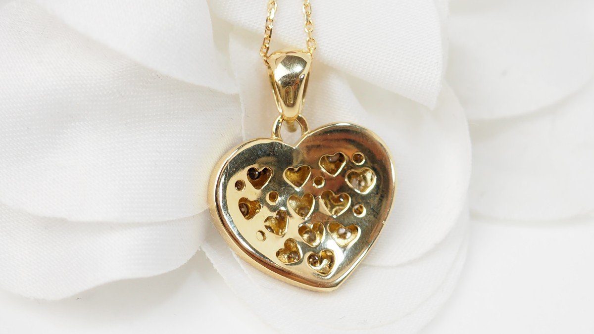 Heart Necklace In Yellow Gold And Diamonds-photo-3