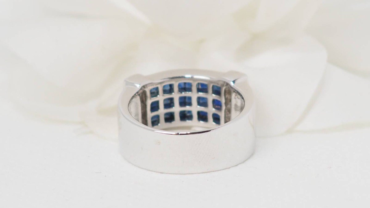 Band Ring In White Gold, Sapphires And Diamonds-photo-4