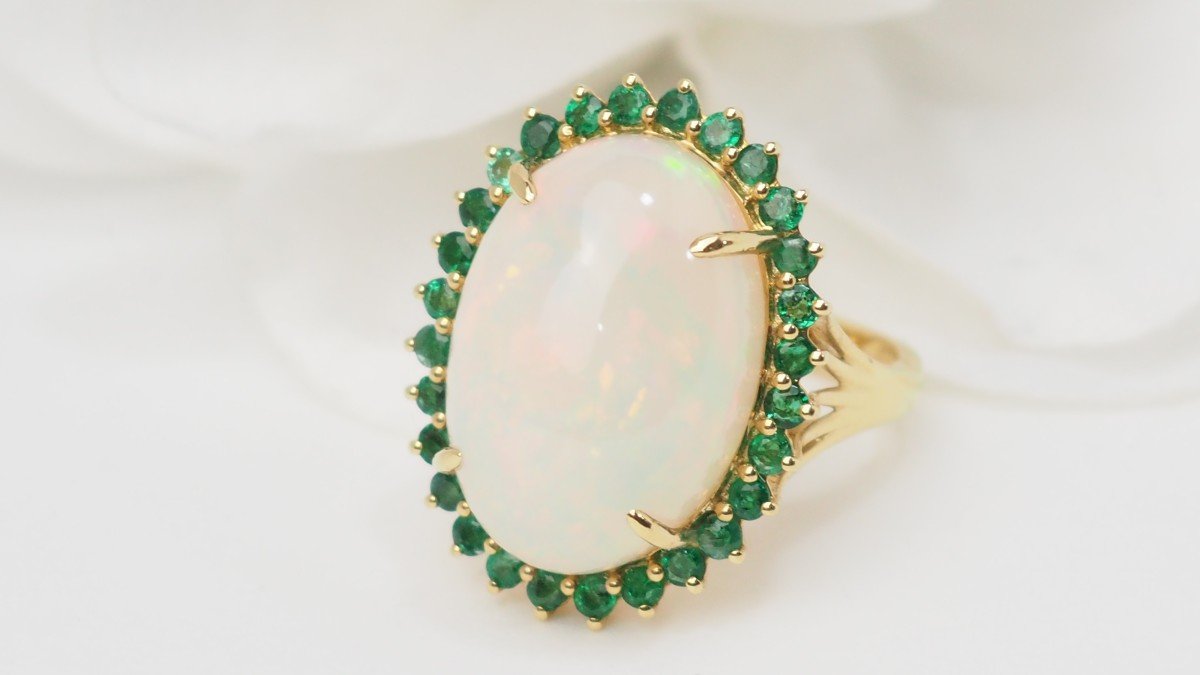 Oval Ring In Yellow Gold, Opal Cabochon And Emeralds-photo-4