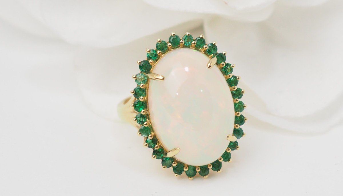 Oval Ring In Yellow Gold, Opal Cabochon And Emeralds-photo-1