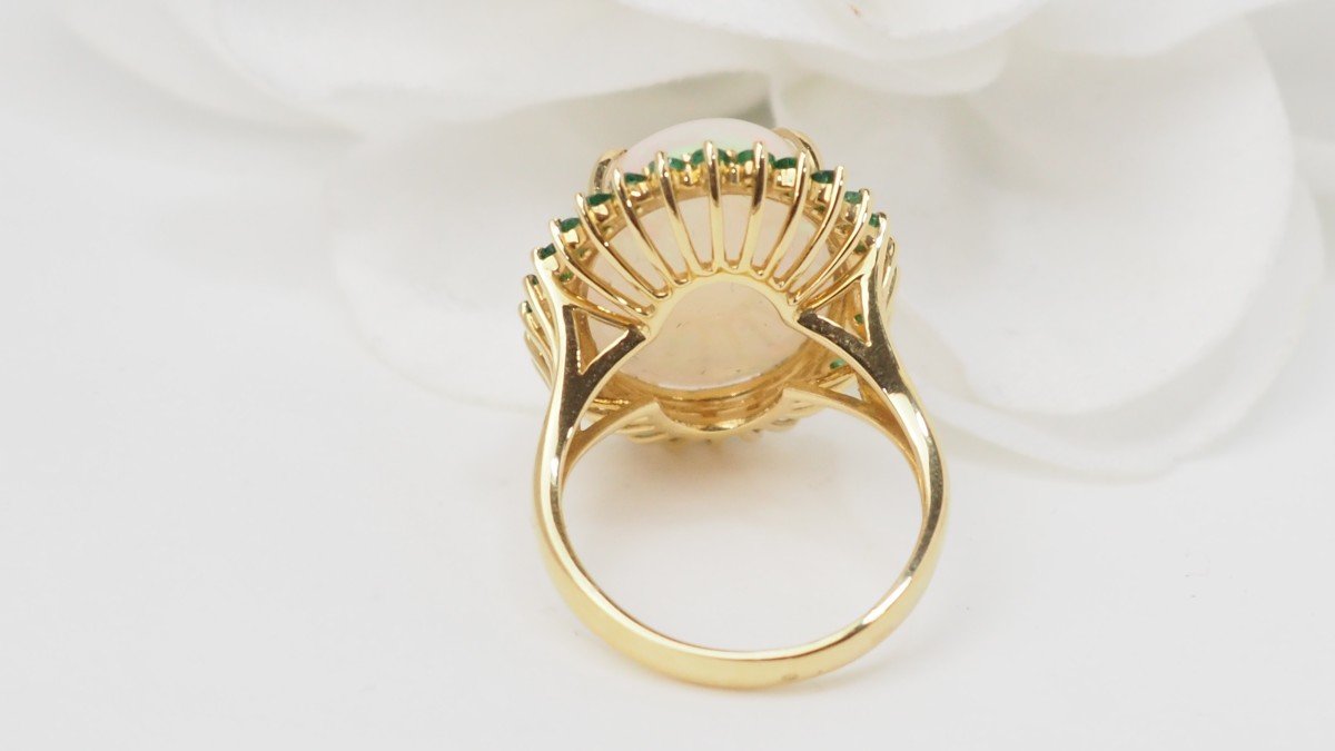 Oval Ring In Yellow Gold, Opal Cabochon And Emeralds-photo-3