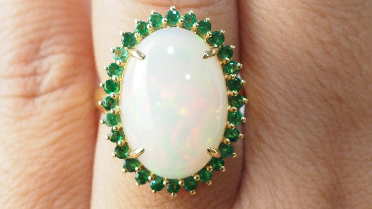 Oval Ring In Yellow Gold, Opal Cabochon And Emeralds-photo-5