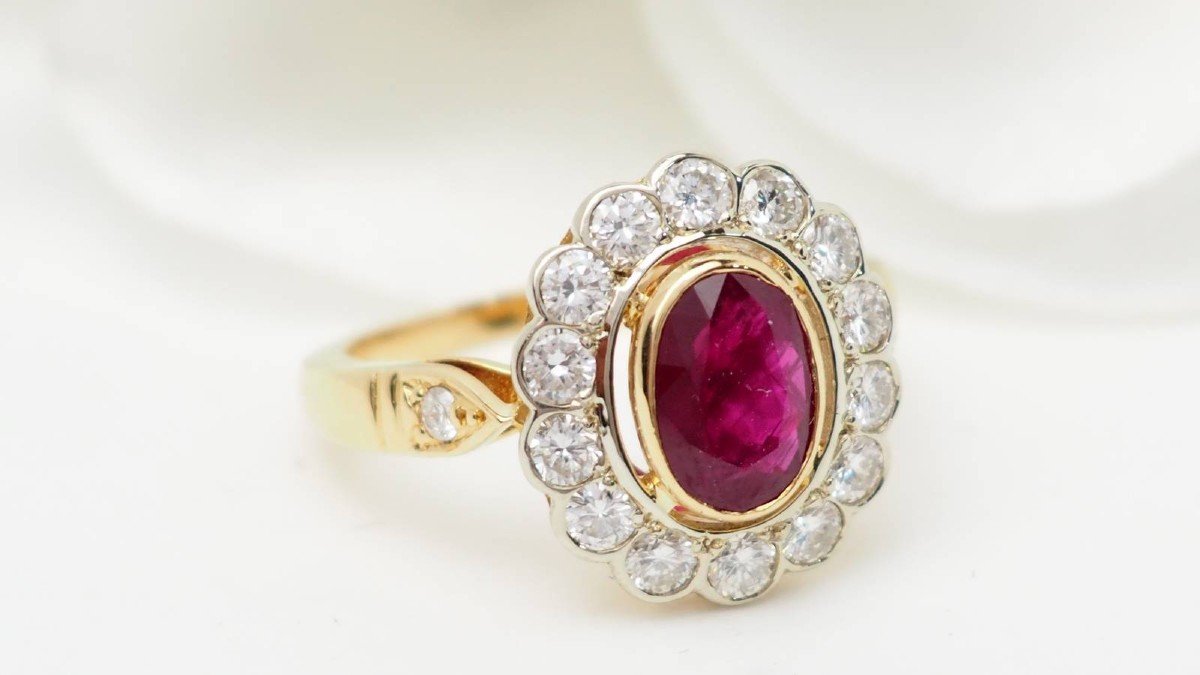 Entourage Ring In Yellow Gold, Ruby And Diamonds-photo-4
