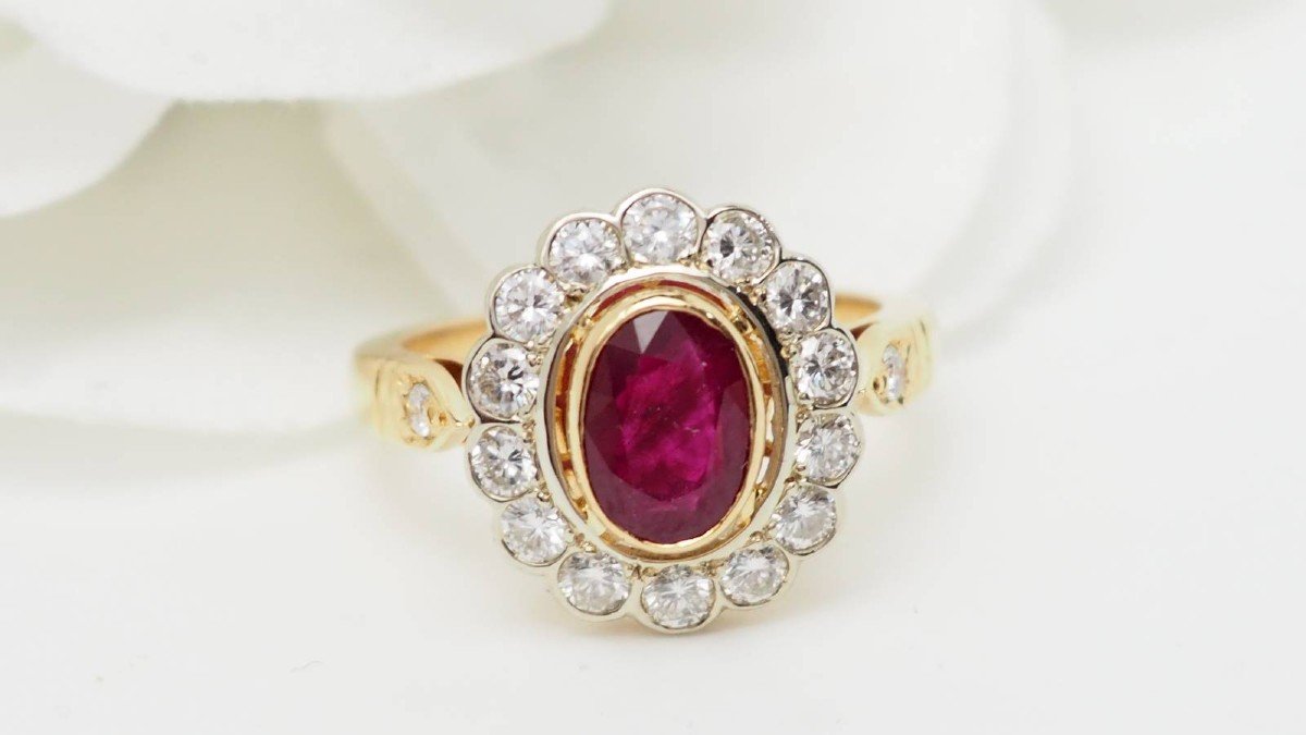 Entourage Ring In Yellow Gold, Ruby And Diamonds-photo-1