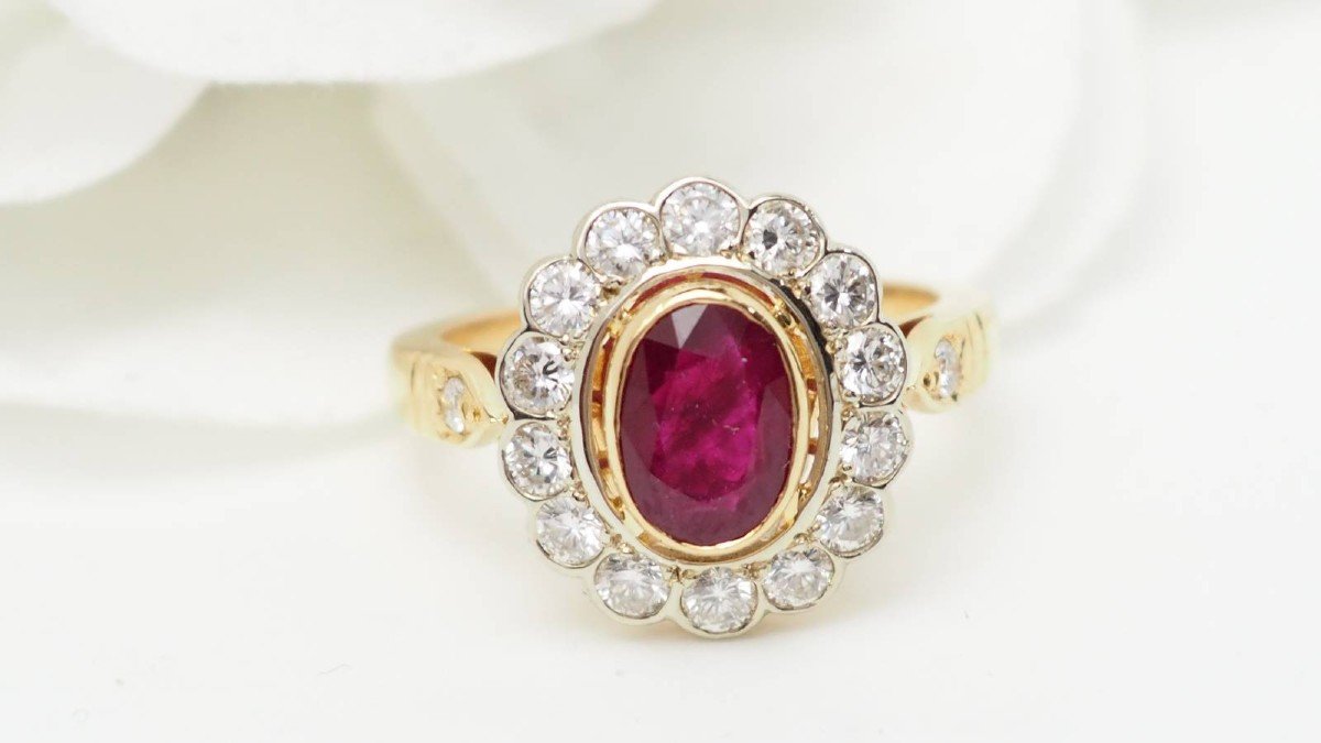Entourage Ring In Yellow Gold, Ruby And Diamonds