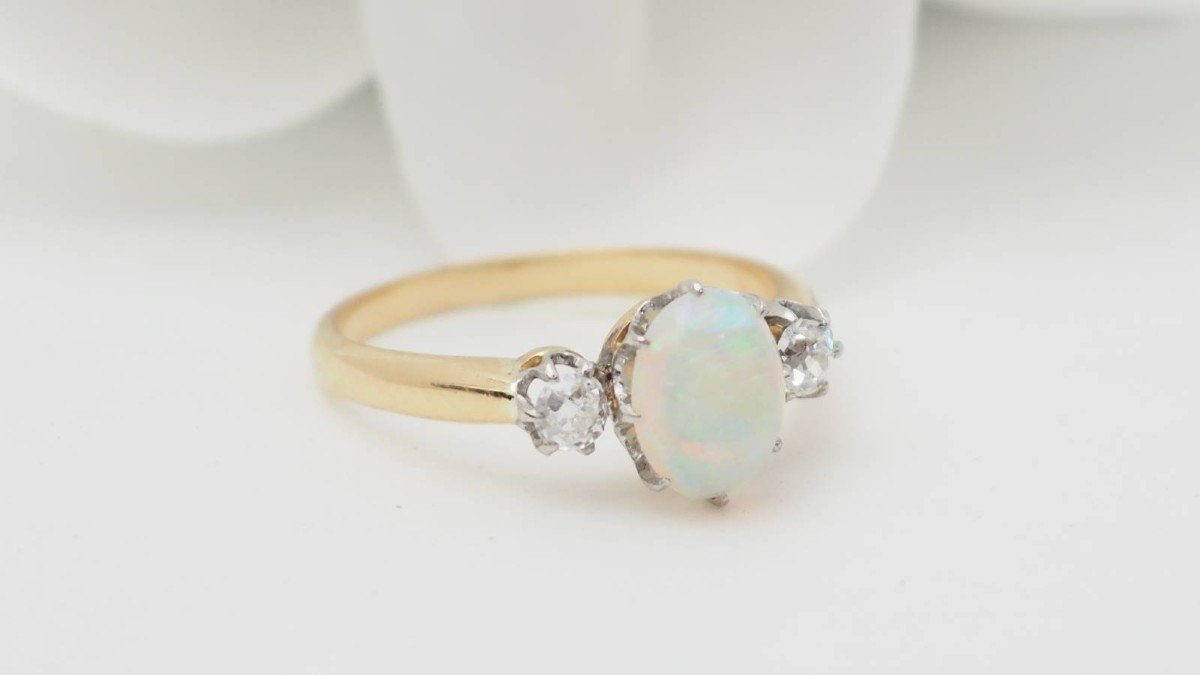 Bague En Or Jaune, Opale Ovale Et Diamants-photo-3