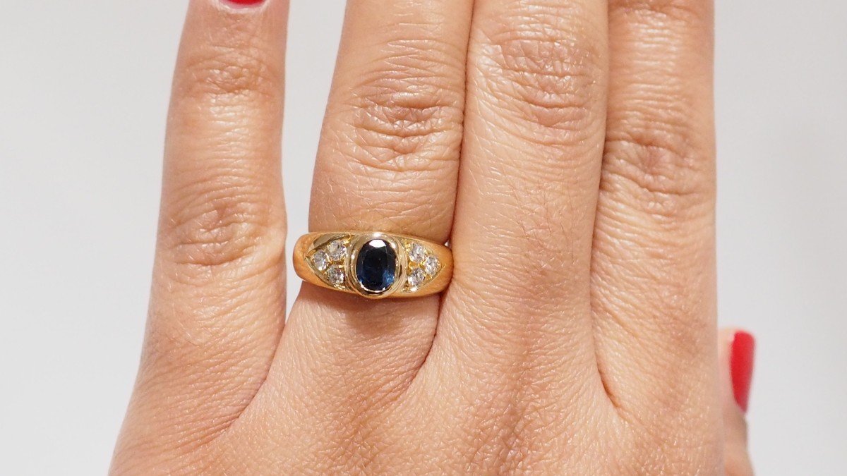 Yellow Gold, Blue Spinel And Diamond Bangle Ring-photo-2