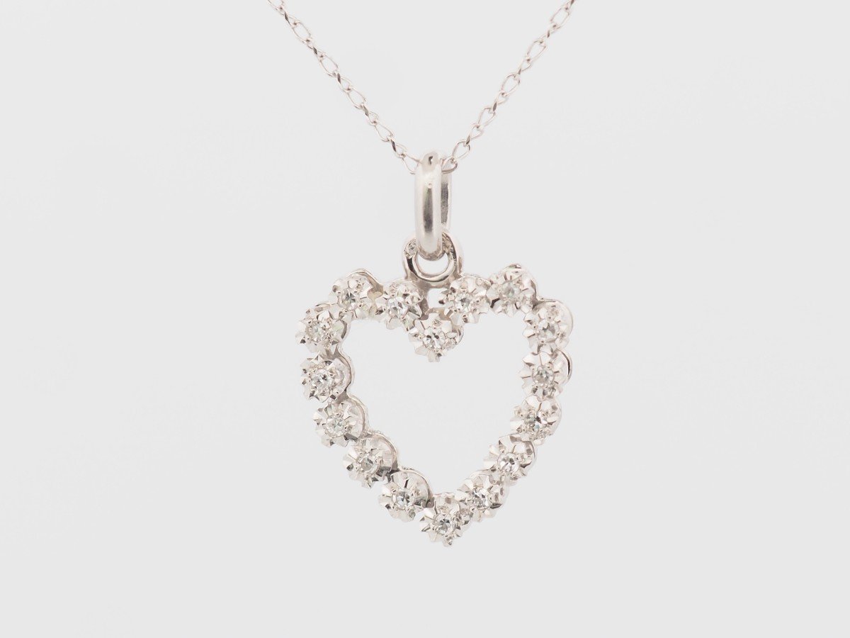 Collier Pendentif Coeur En Or Blanc Et Diamants-photo-1