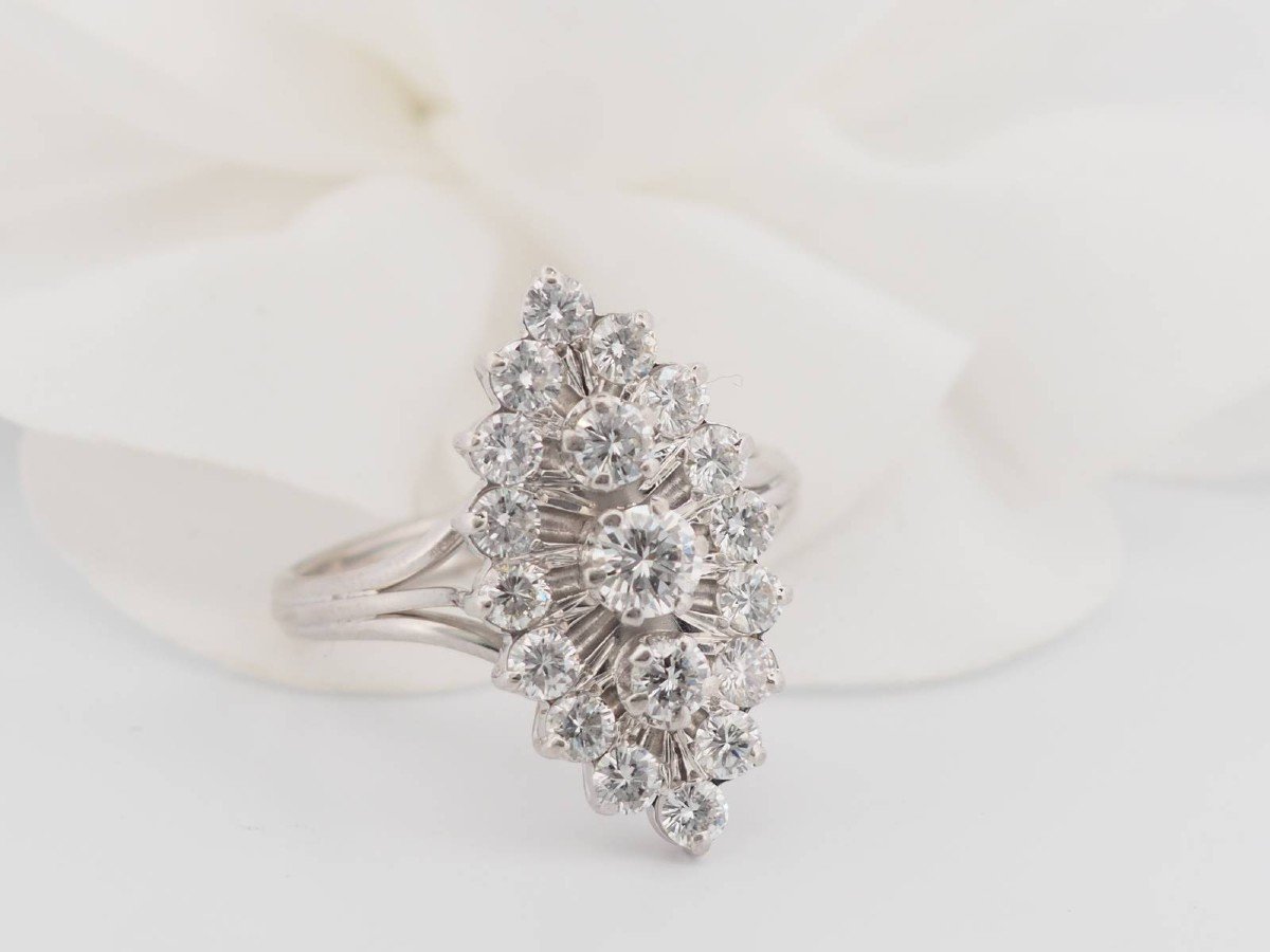 Marquise Ring In White Gold And Diamonds 1.20ct -photo-2