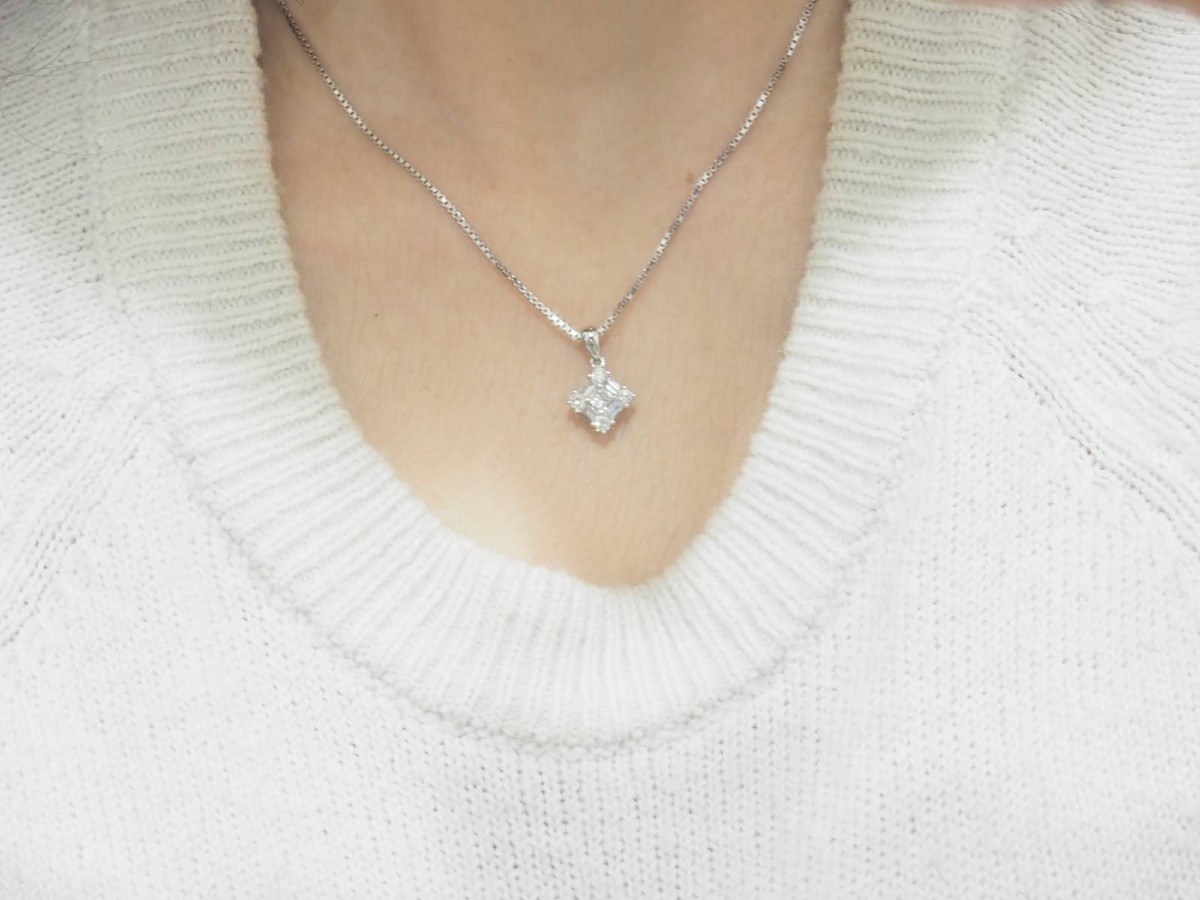 Collier En Or Blanc Et Diamants -photo-4
