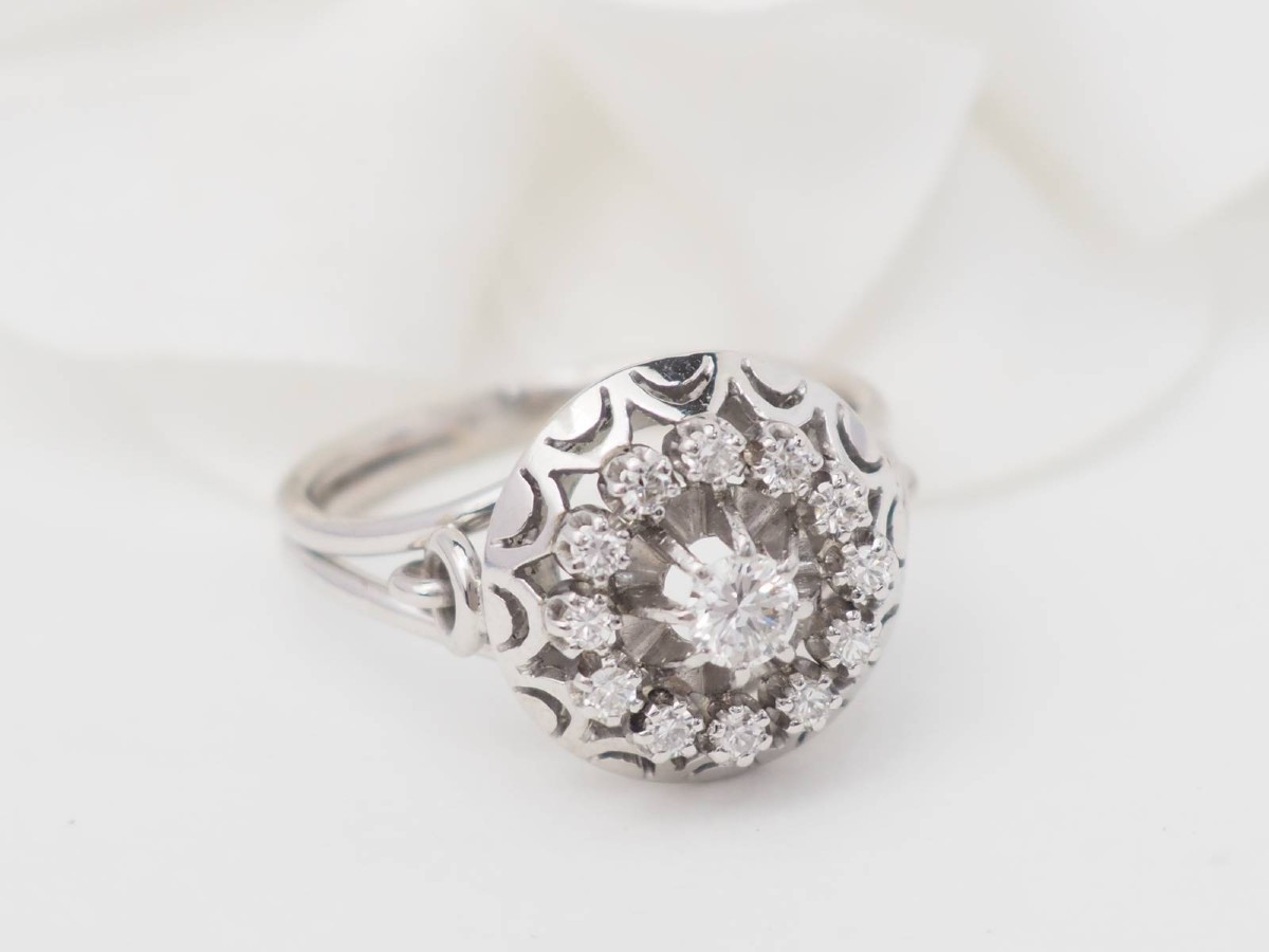 Vintage Ring In White Gold, Platinum And Diamonds-photo-3