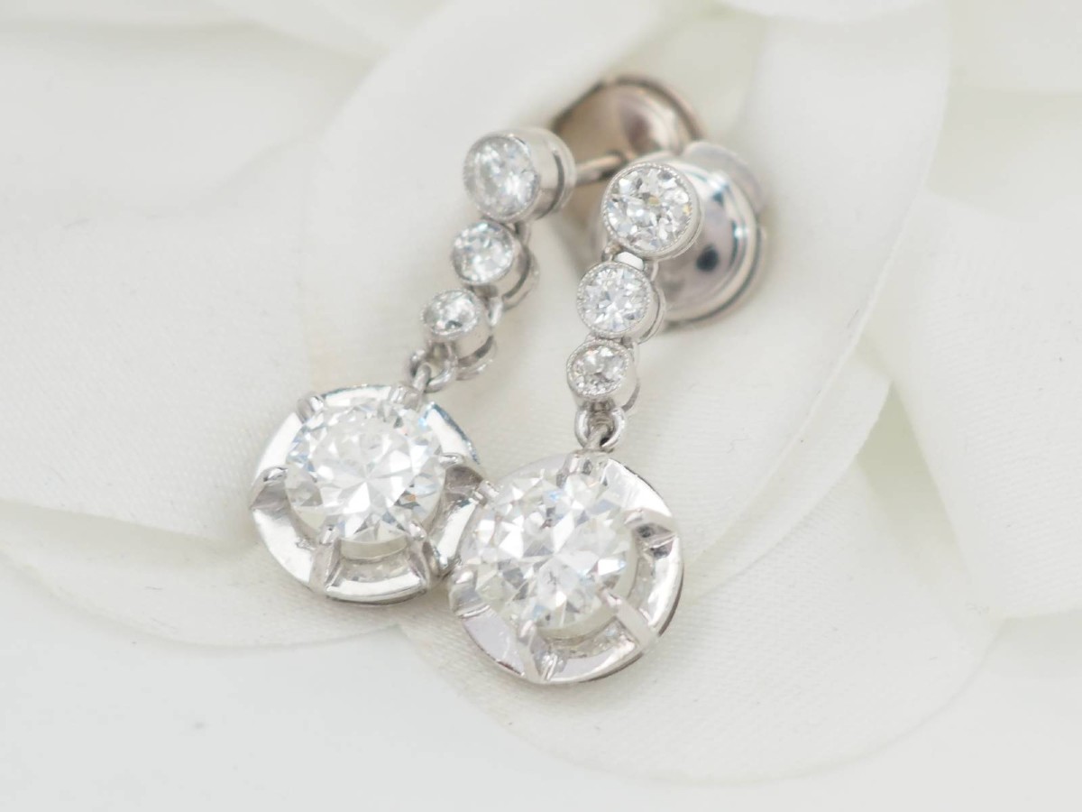 Dormeuses Anciennes En Or Blanc Et Diamants-photo-1