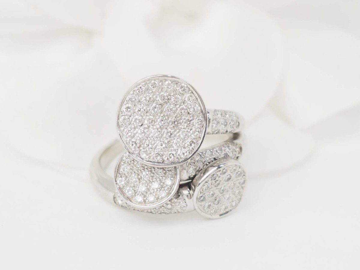 White Gold And Diamond Ring 