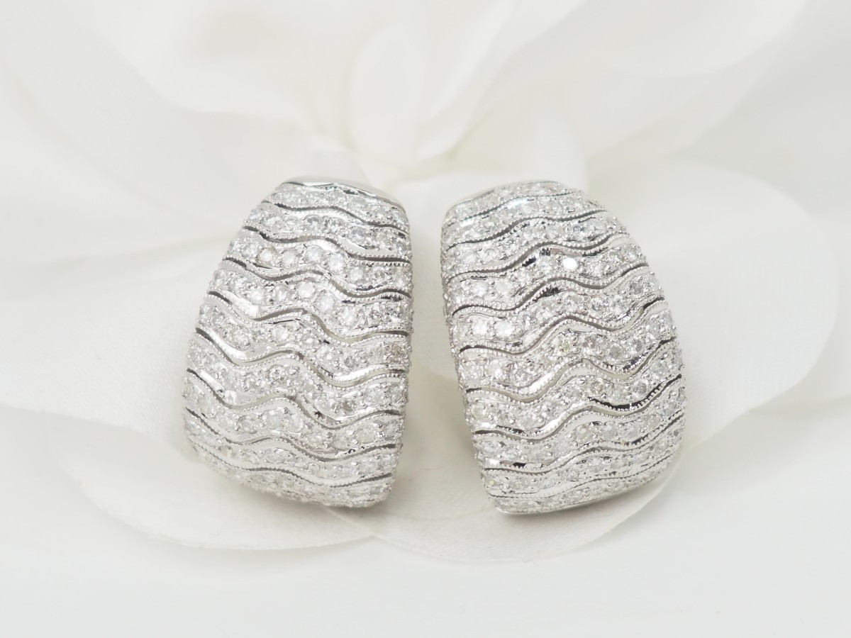 Boucles d'Oreilles En Or Blanc Et Pavage Diamants-photo-3
