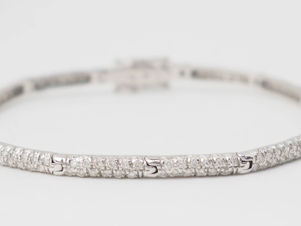 White Gold And Diamond 1.10ct River Bracelet-photo-1
