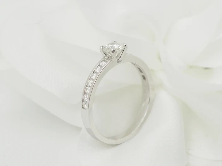 Bague Solitaire En Or Blanc Et Diamant 0.37ct-photo-2
