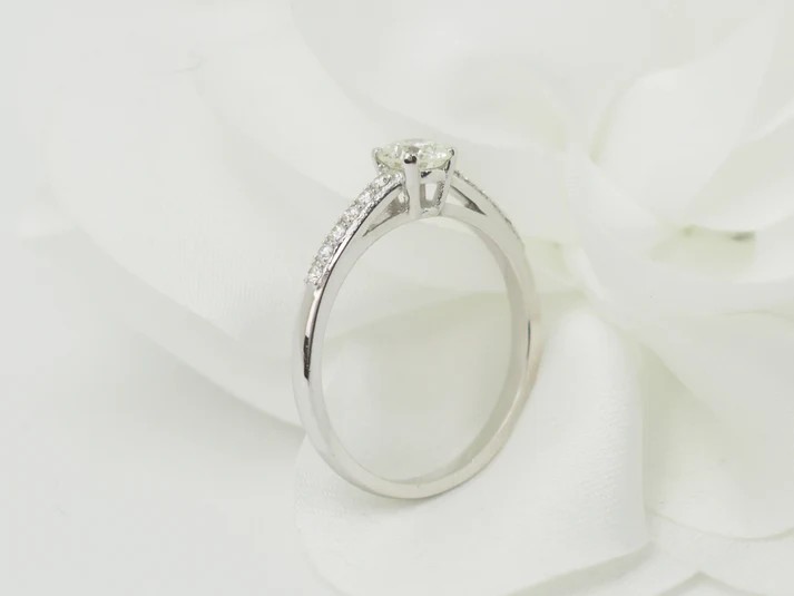 Bague Solitaire En Or Blanc Et Diamant 0.41ct-photo-2
