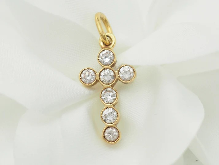 Yellow Gold And Diamond Cross Pendant 0.40ct