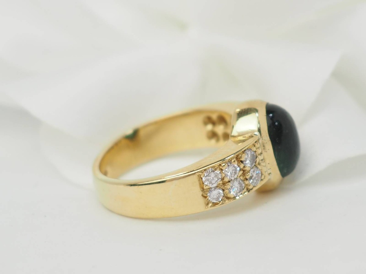 Yellow Gold And Emerald Ring-photo-1