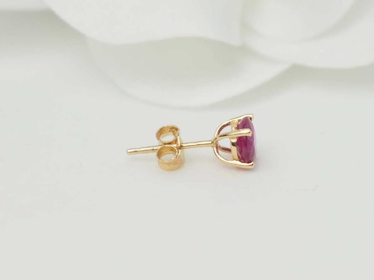 Yellow Gold And Ruby Stud Earrings-photo-4