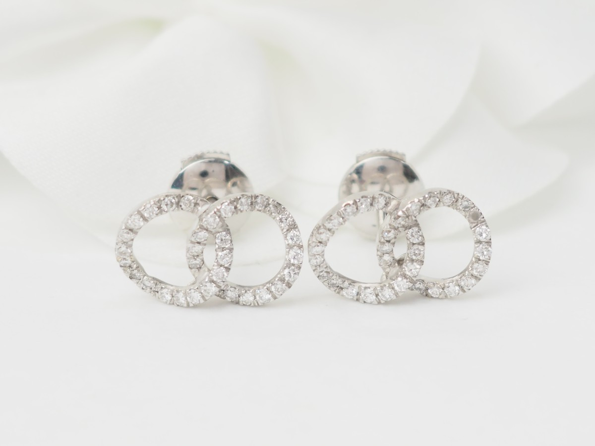Boucles d'oreilles en or blanc et diamants -photo-3