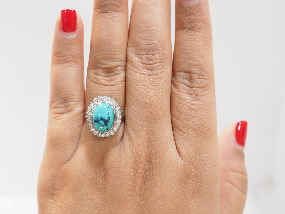 Bague entourage en or blanc, diamants et Turquoise en cabochon -photo-2