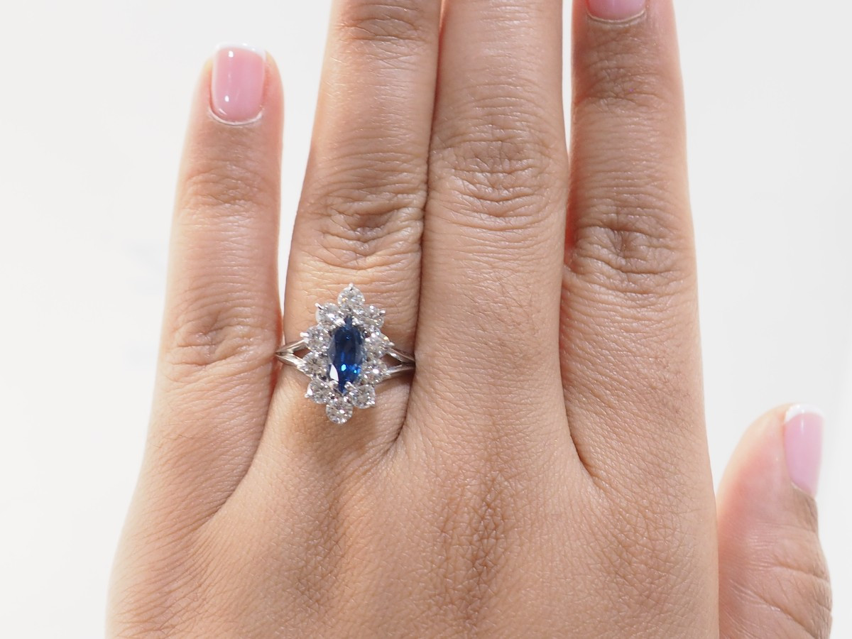 Marquise Ring In White Gold, Sapphire And Diamonds-photo-2