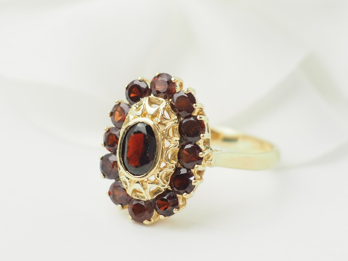 Vintage Yellow Gold And Garnet Ring-photo-3