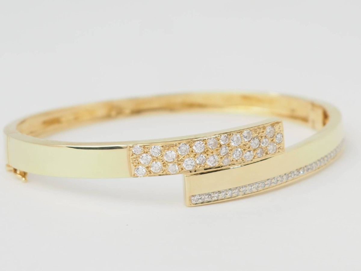 Yellow Gold And Diamond Opening Bangle Bracelet-photo-4