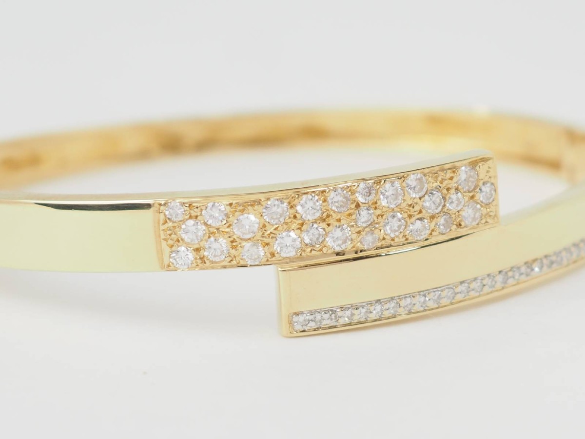 Yellow Gold And Diamond Opening Bangle Bracelet-photo-3