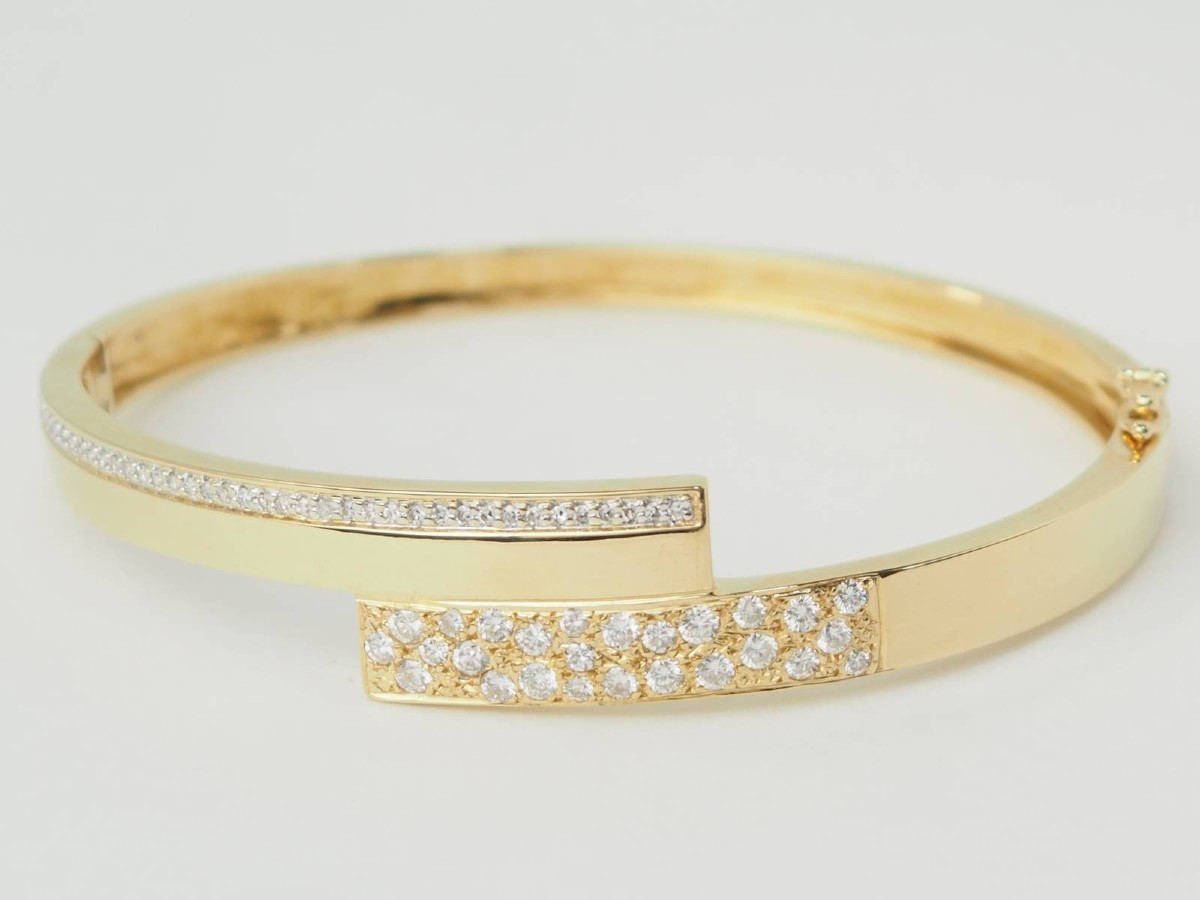 Yellow Gold And Diamond Opening Bangle Bracelet-photo-6