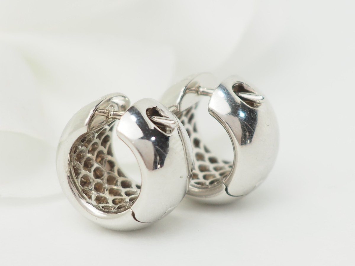 White Gold And Diamond Hoop Earrings-photo-1