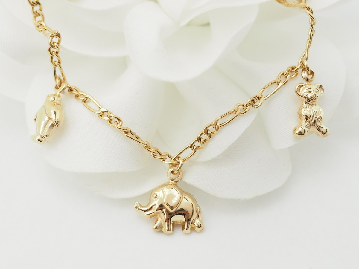 Five Charm Bracelet In Yellow Gold-photo-3