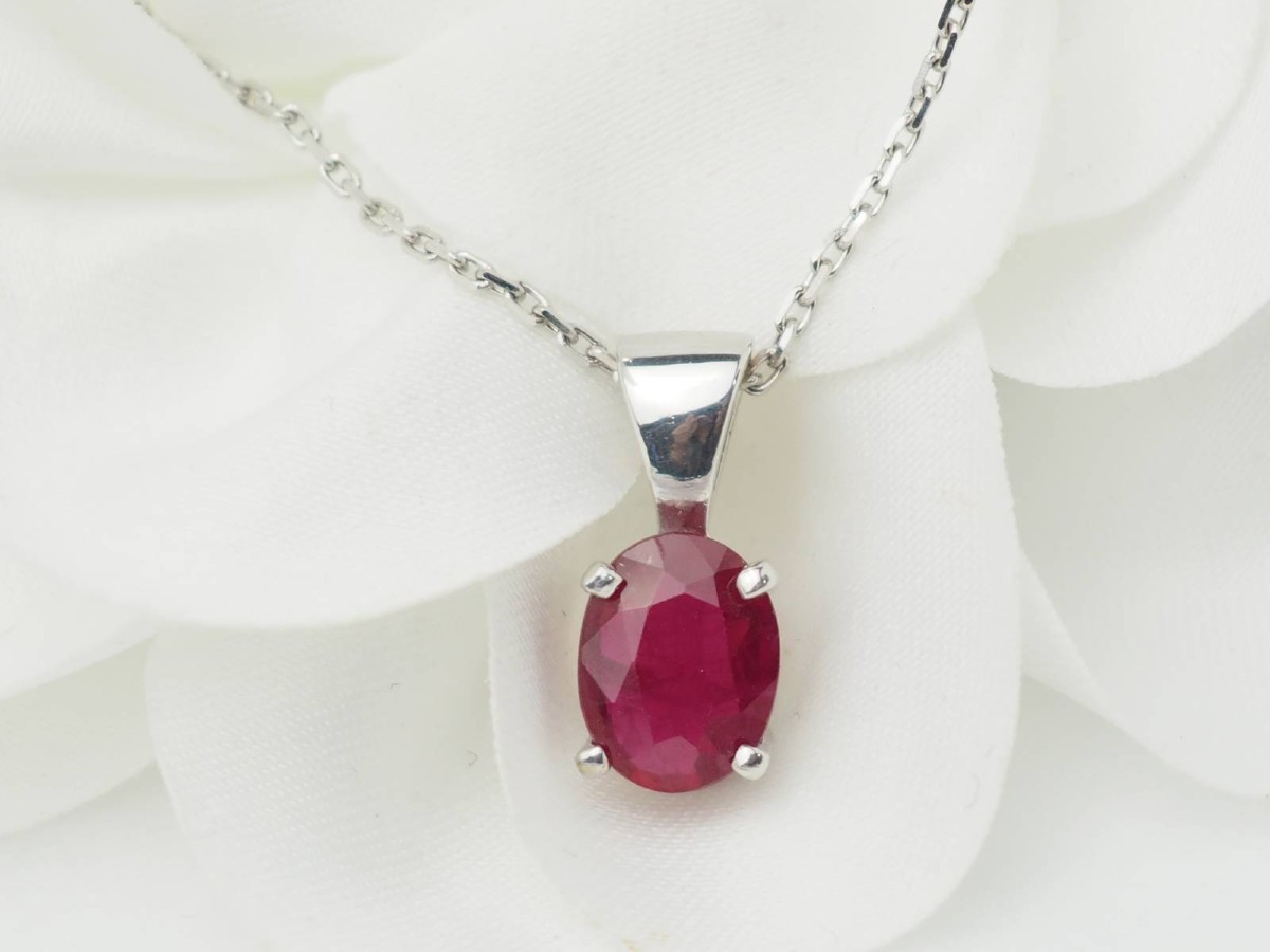 White Gold And 2.12ct Ruby Solitaire Necklace-photo-3