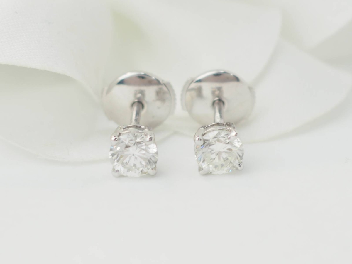 White Gold And Diamond Stud Earrings -photo-2
