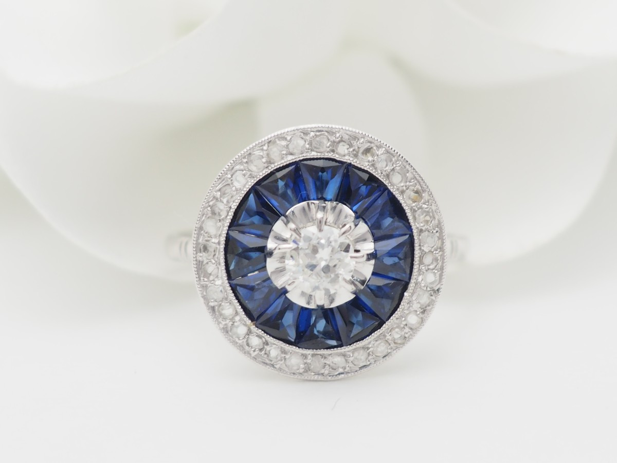 Art Deco Ring In White Gold, Sapphires And Diamonds-photo-4