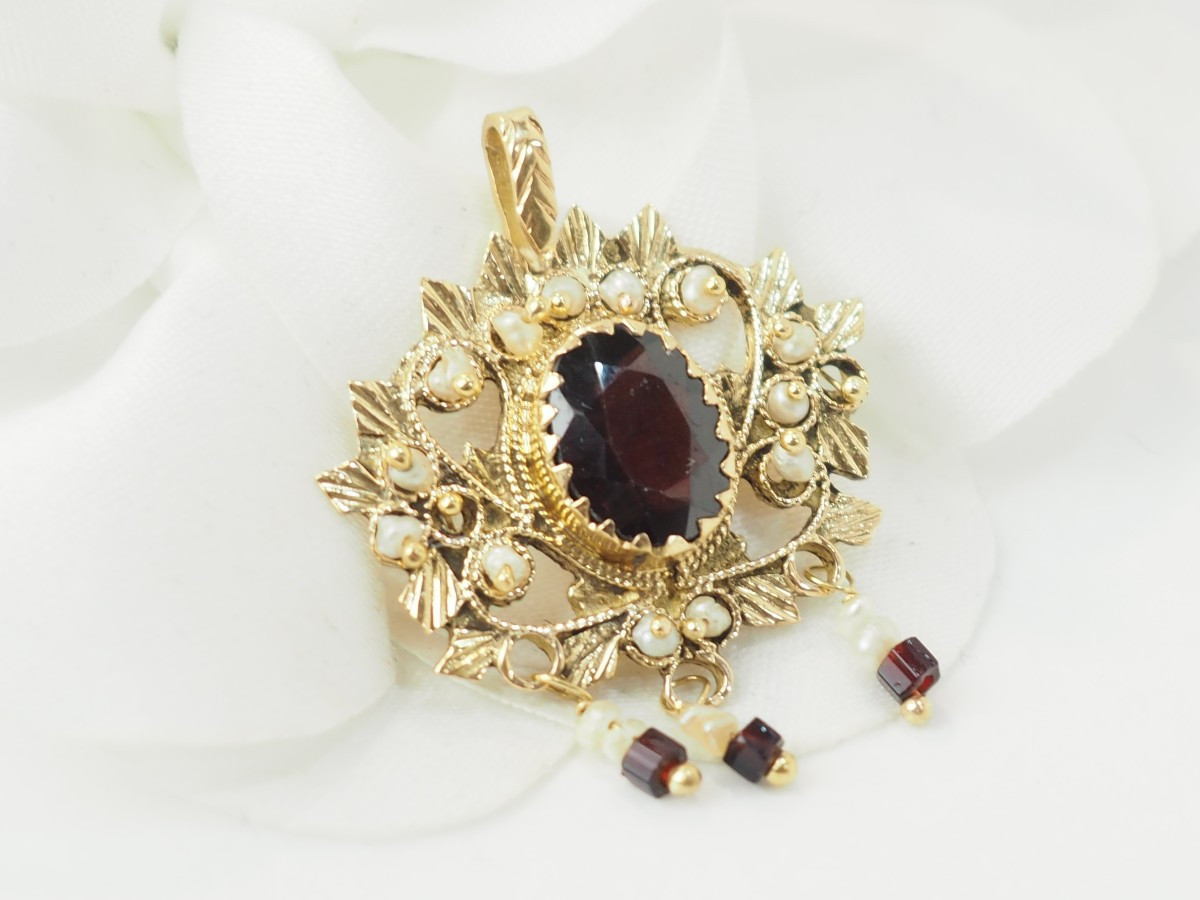 Pendentif en or jaune, grenat et perles fines-photo-2