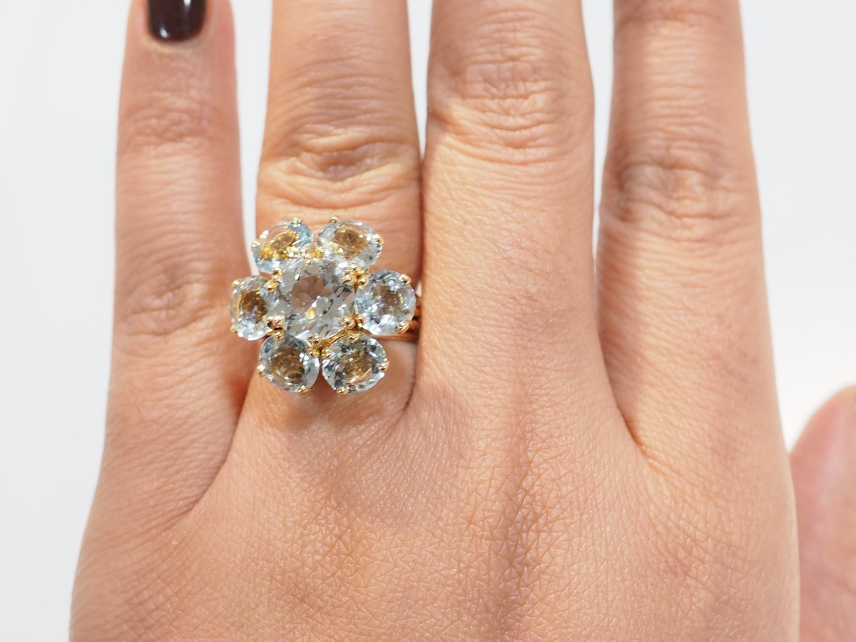 Antique Flower Ring In Yellow Gold And Aquamarines-photo-2