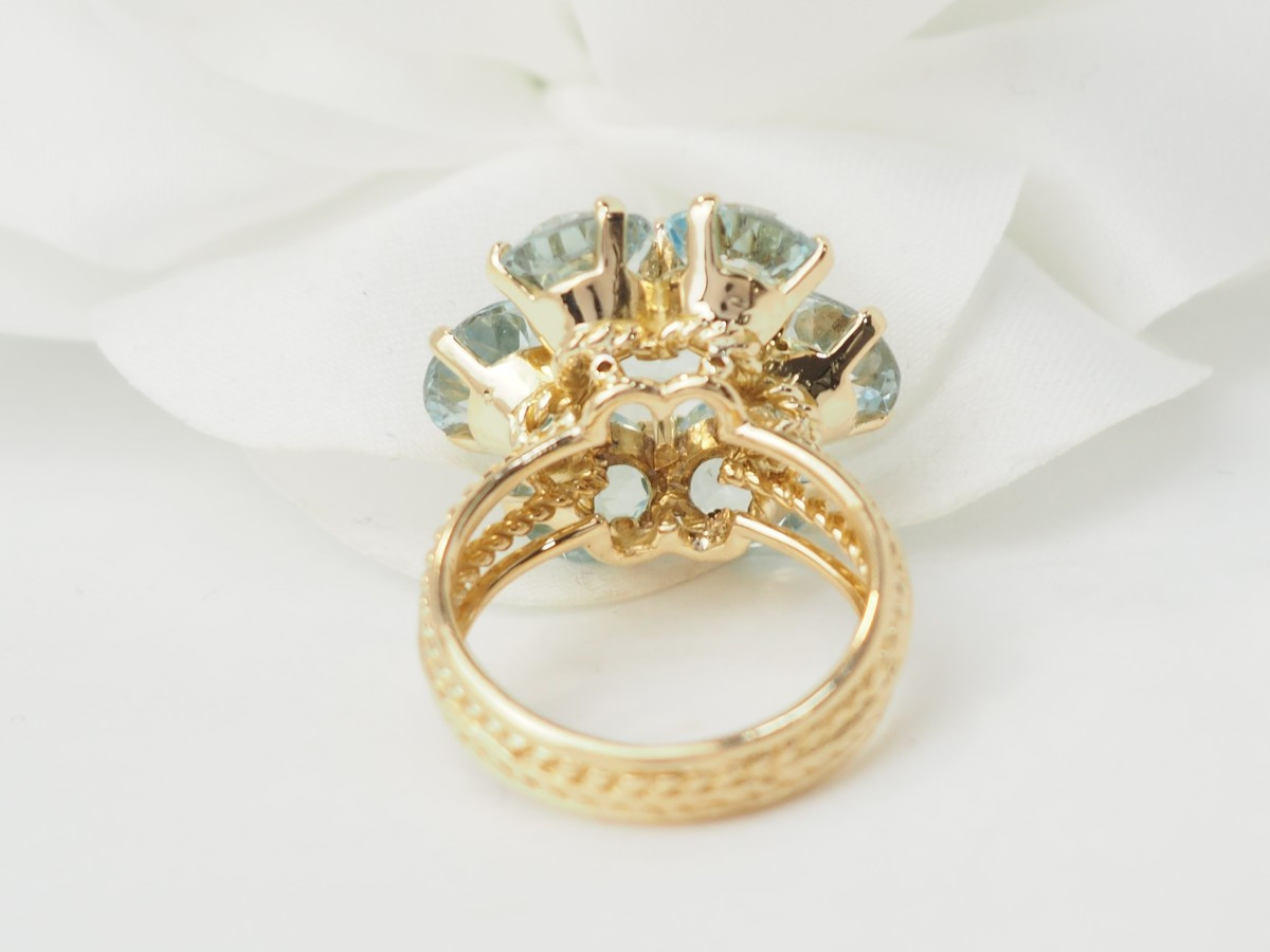 Antique Flower Ring In Yellow Gold And Aquamarines-photo-4