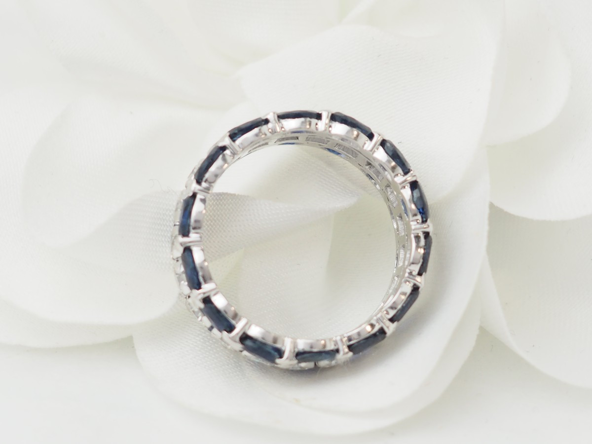 Bague bandeau en or blanc, saphirs naturels et diamants-photo-2