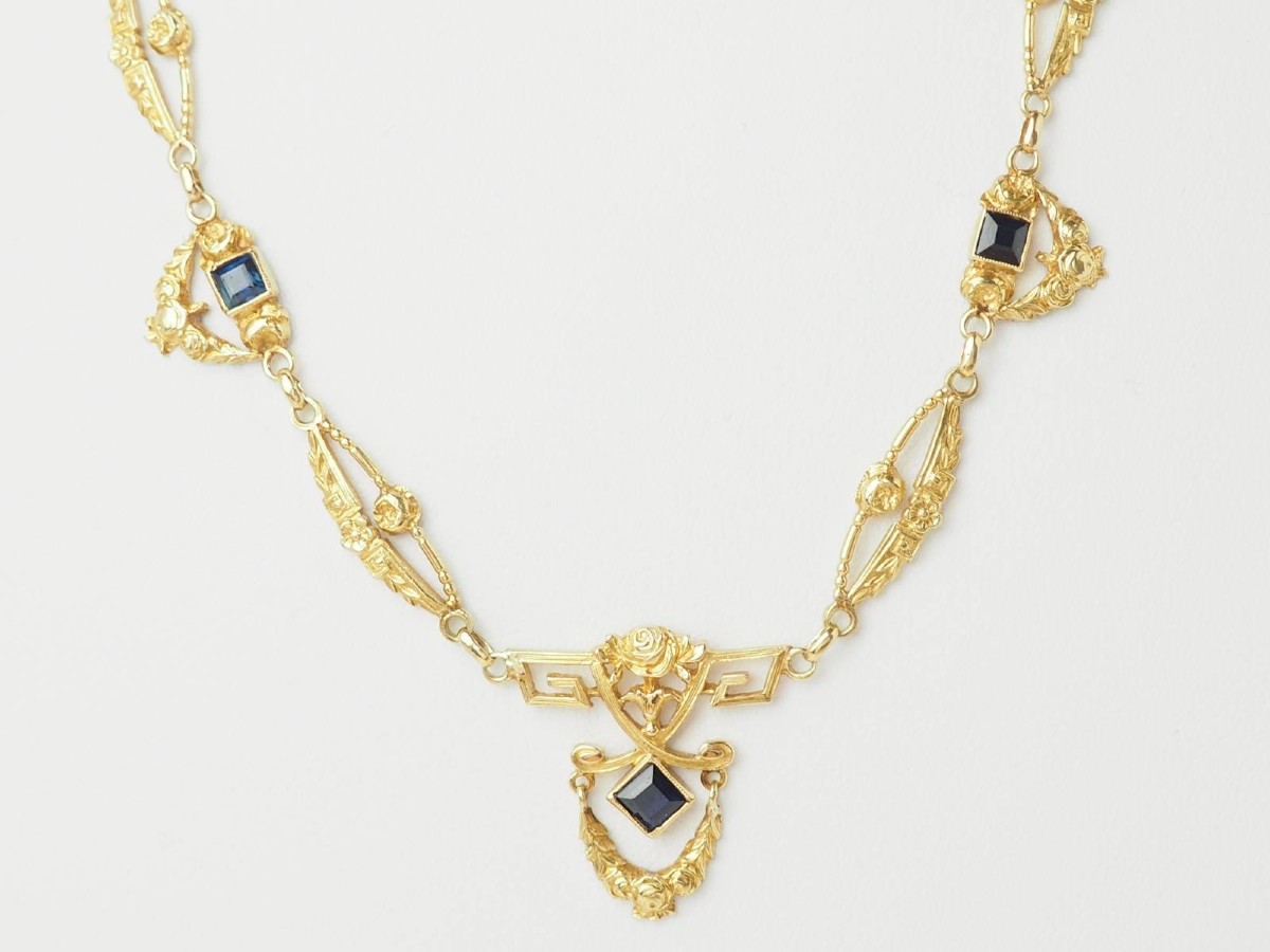 Collier Art Nouveau draperie en or jaune et saphirs -photo-3